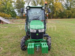 Online aukce: JOHN DEERE  3033R 4X4 + ŠÁLEK ANS-2800P