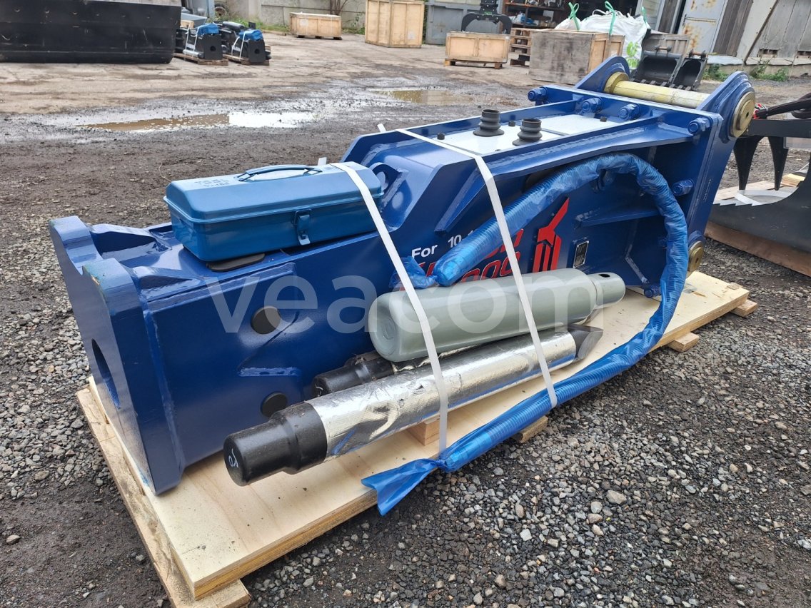 Online aukce:   YUKON YB1000