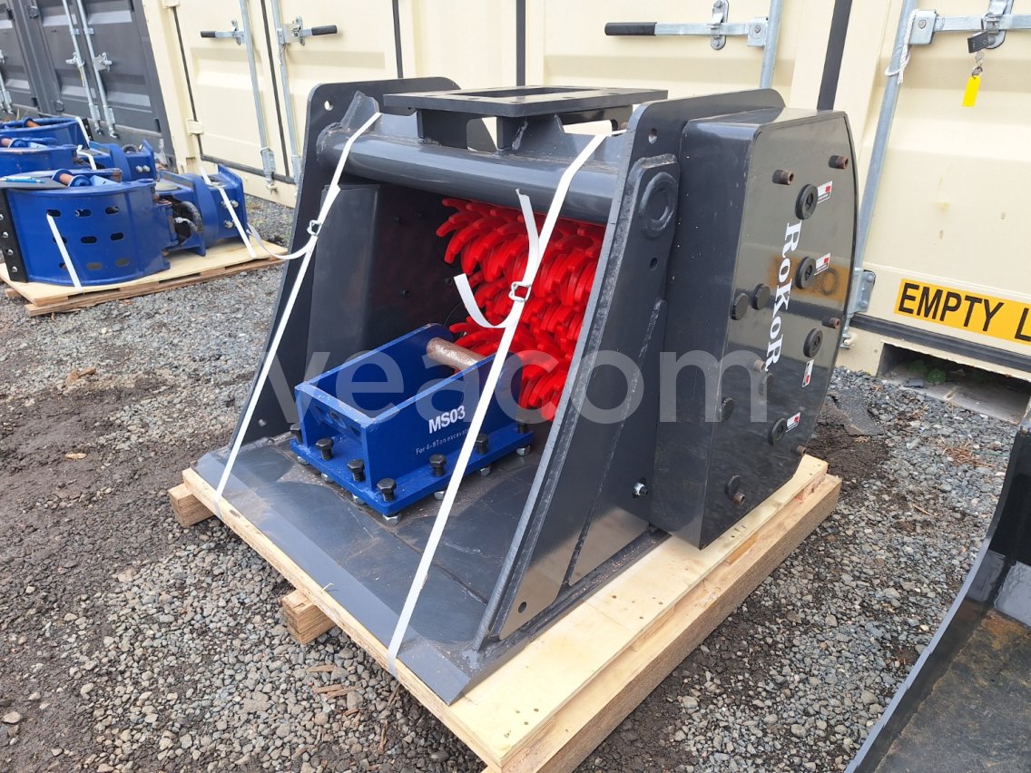 Online aukce:   ROKOR SRB800-3