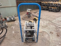 Online aukce: WEBER  CF 2