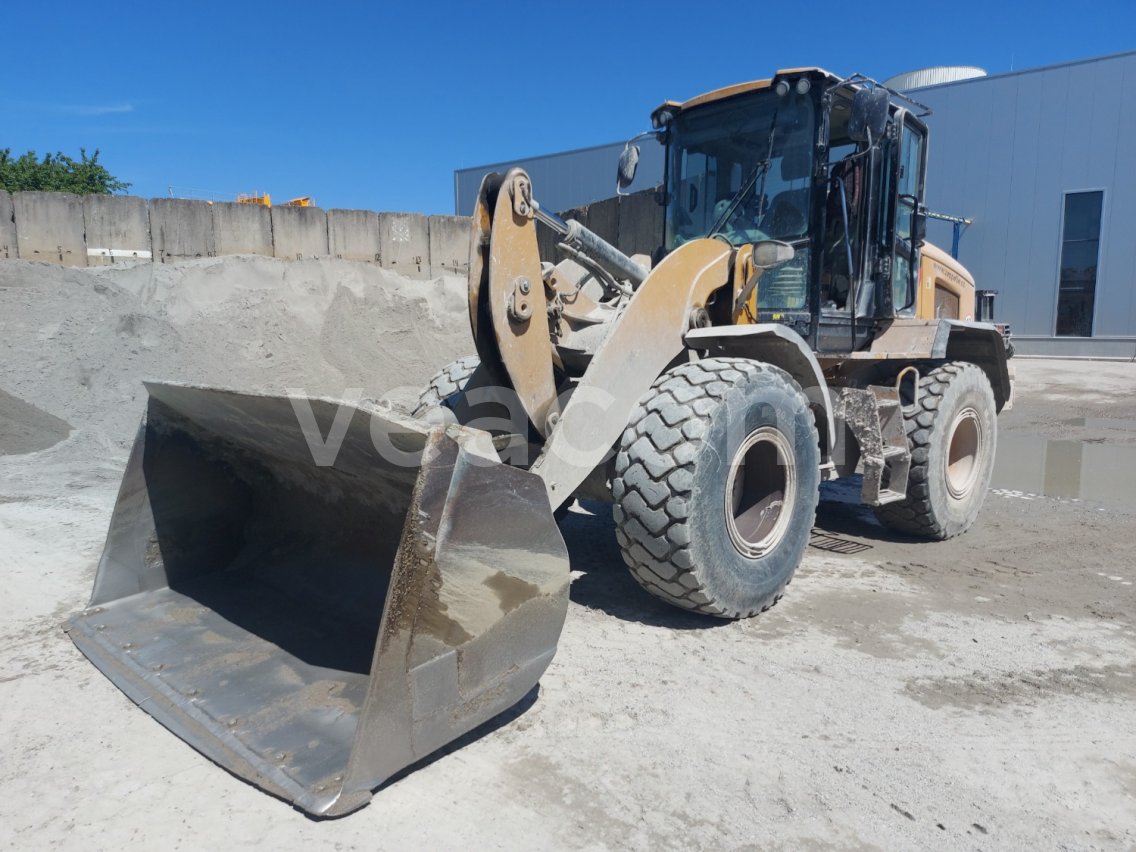 Online auction: CATERPILLAR  924 K