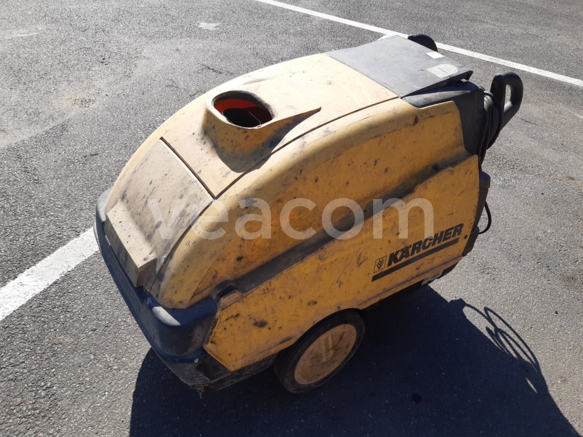 Online aukce: KARCHER  HDS 895