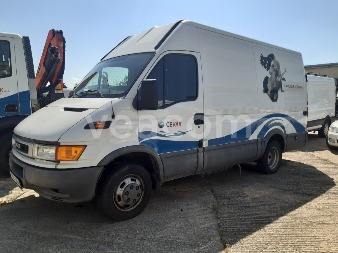 Online árverés: IVECO  Daily monitorovací speciál