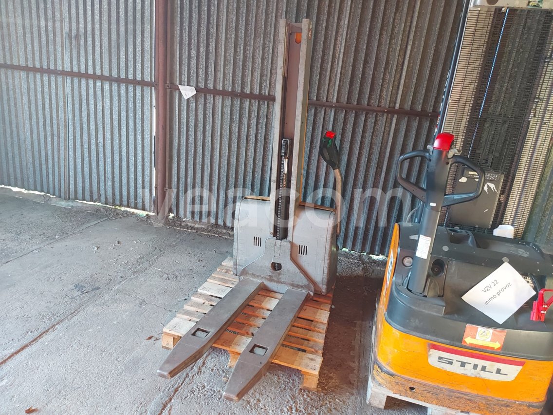 Online auction: JUNGHEINRICH  EMC 10 G-115-160 E (3)