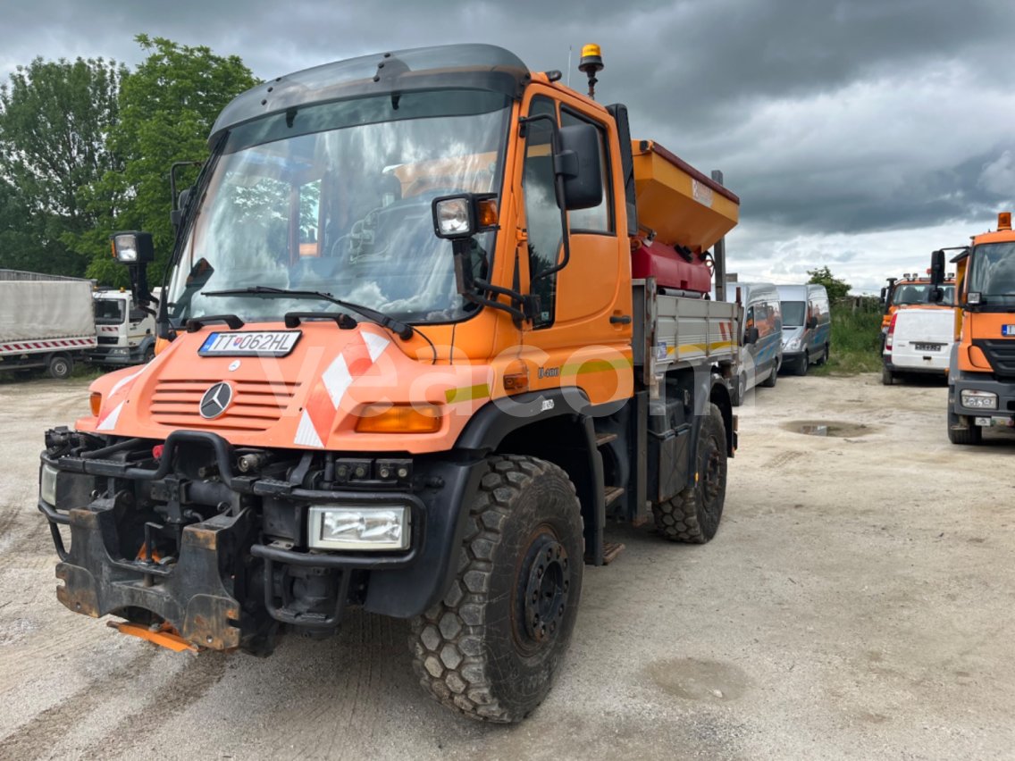 Online aukce: MB  UNIMOG U400
