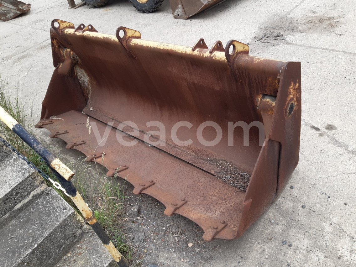 Online aukce: CATERPILLAR  428 B klapačka 240 cm