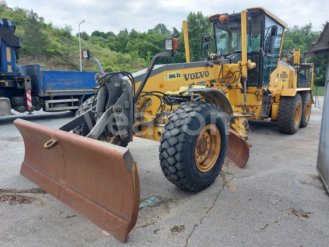 Online auction: VOLVO  G 946