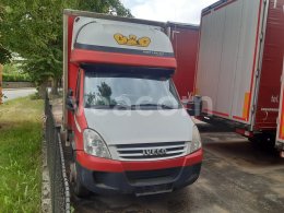 Online auction: IVECO  DAILY