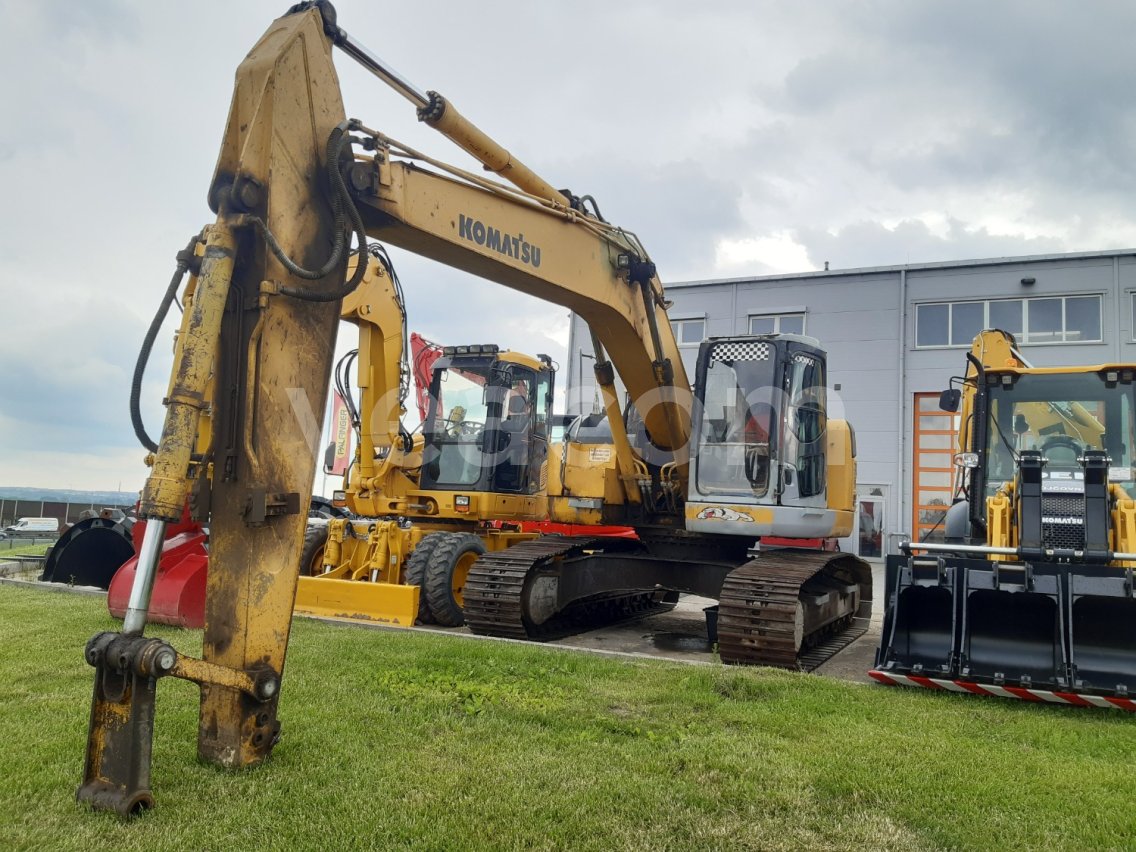 Online auction: KOMATSU  PC228USLC-3