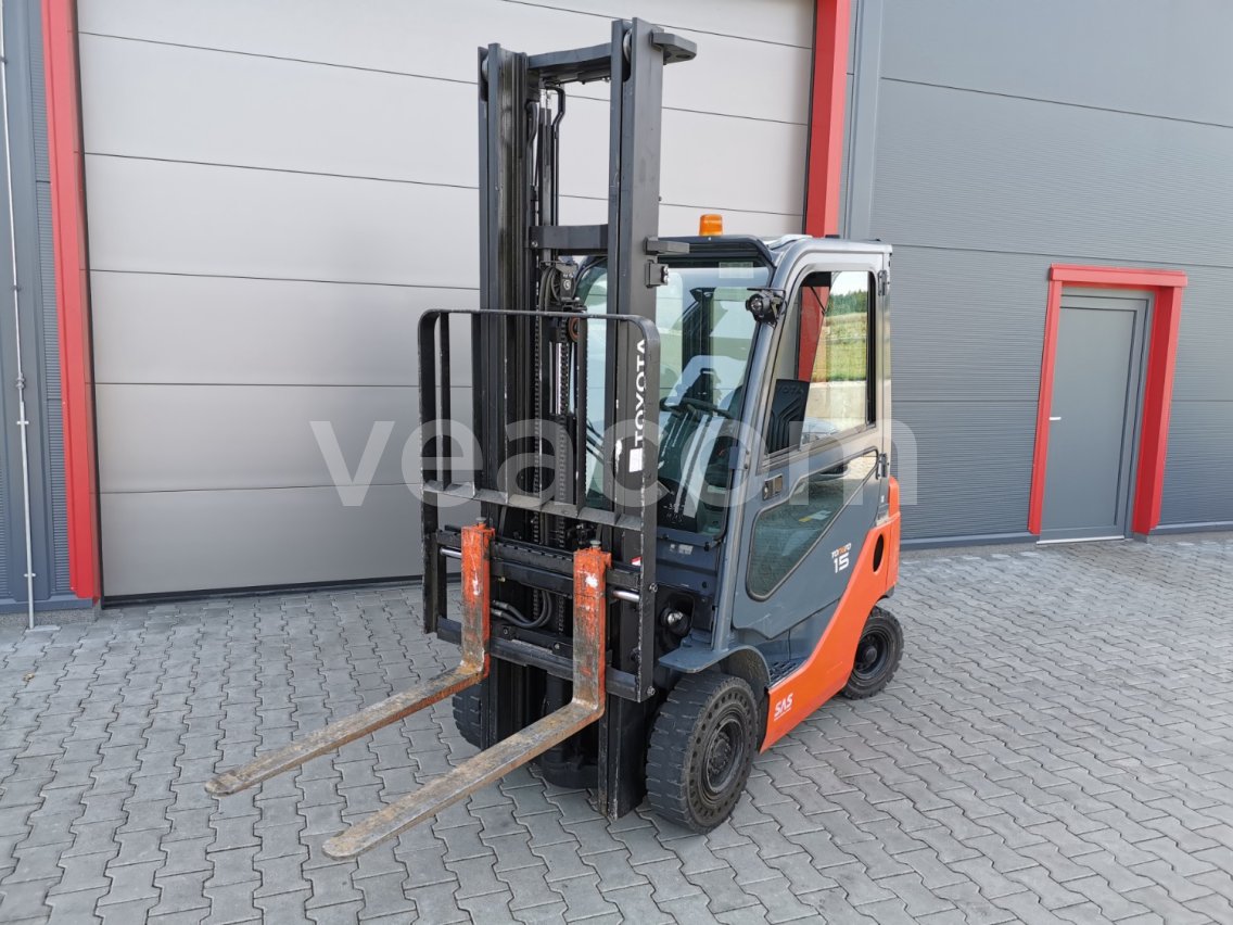 Online-Versteigerung: TOYOTA  02 - 8FGF15