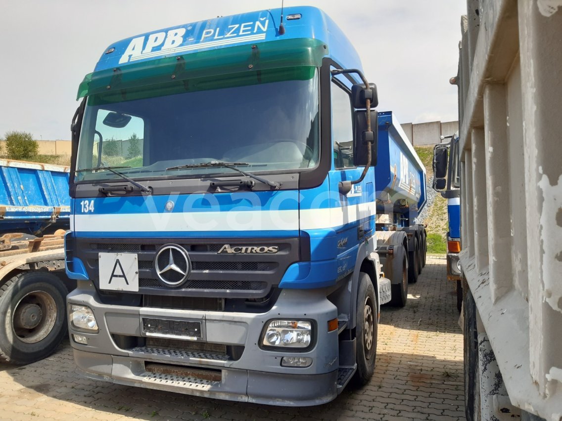 Online auction: MERCEDES-BENZ  ACTROS 2044 S