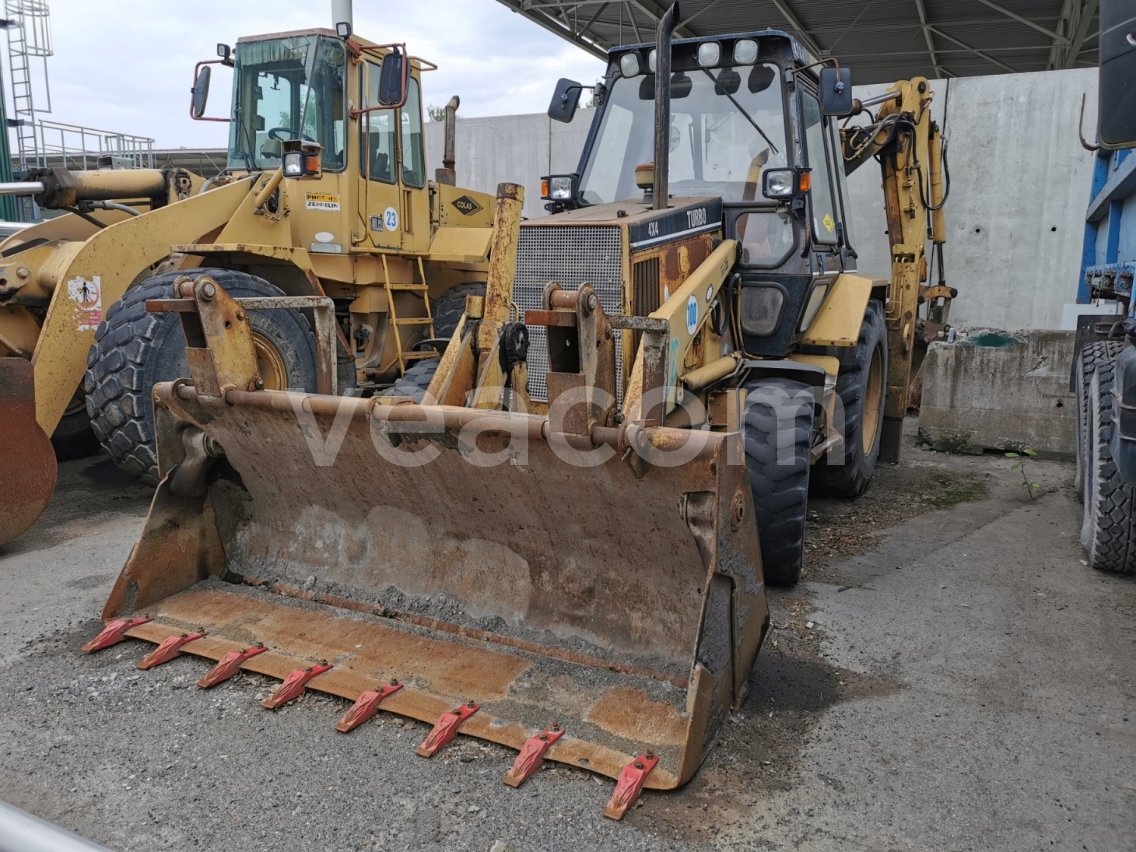 Online-Versteigerung: CAT  428B