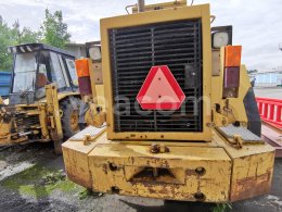 Online auction: CAT  936F