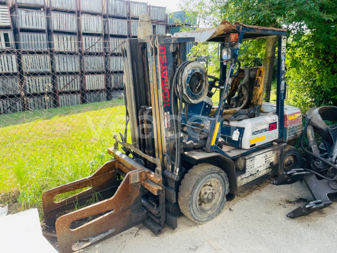 Online auction:   KOMATSU FD25-11 (Prevádzka PP Hodžova inv.č.: 10002428)