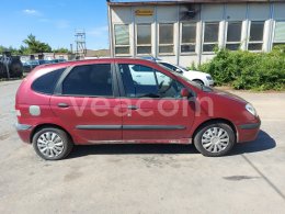 Online-Versteigerung: RENAULT  MEGANE SCENIC