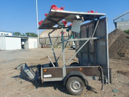 Online aukce:   Přípojný vozík se šipkovým značením HIT HOFMAN HH1B01