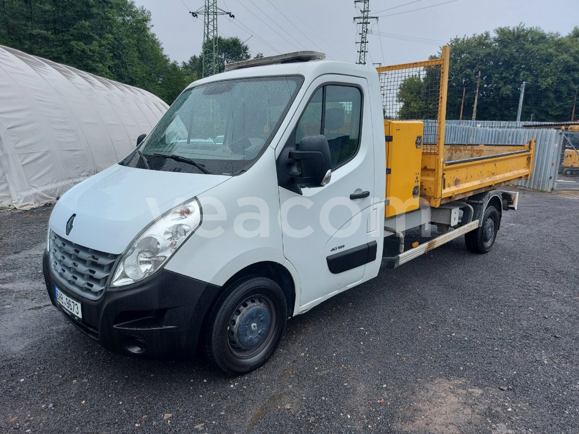 Online auction: RENAULT  MASTER