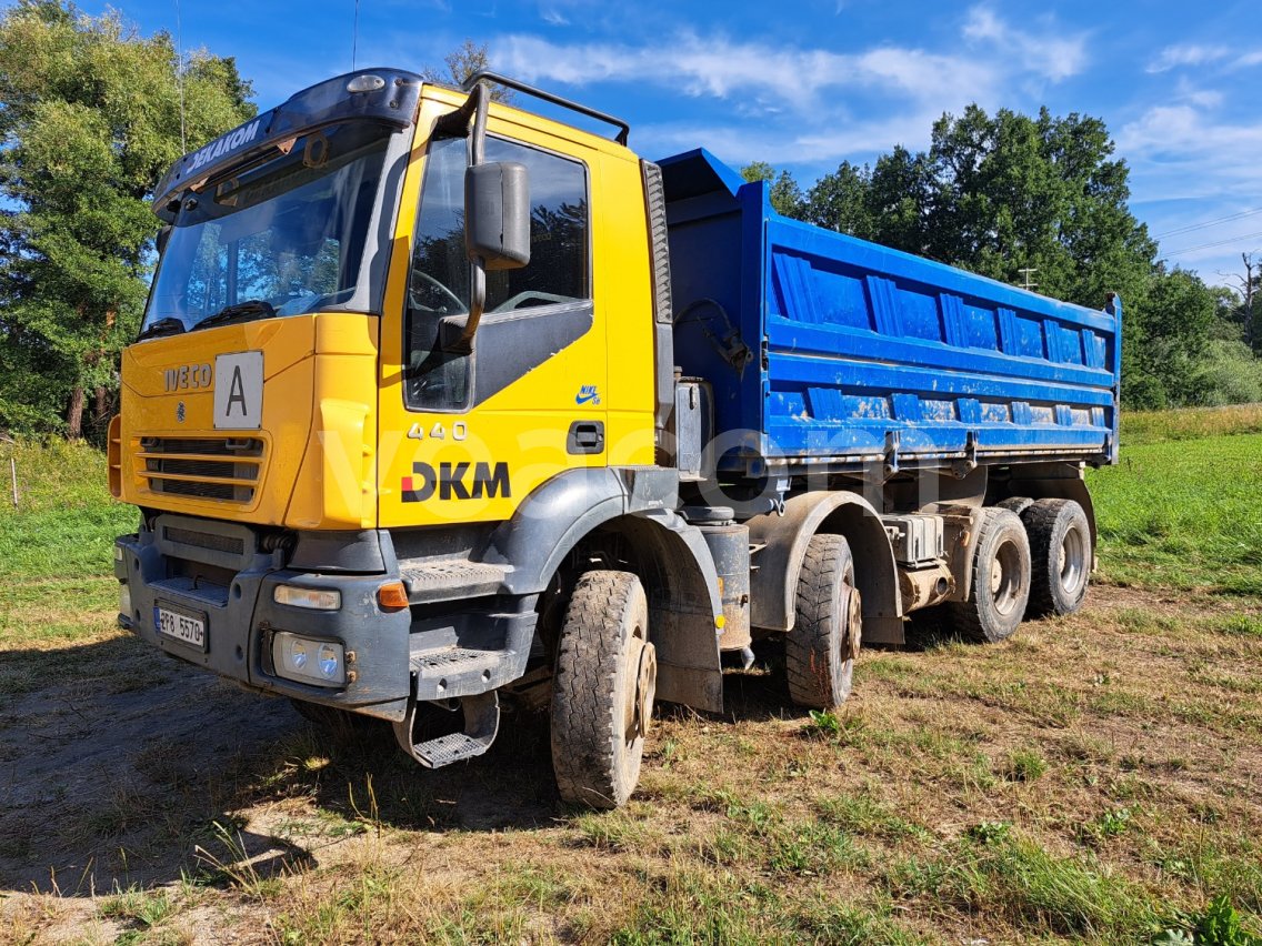 Online aukce: IVECO  TRAKKER 440 8x4