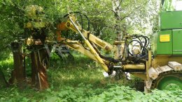 Online aukce: MB  UNIMOG 424 + buldozer LANCIER KV 15