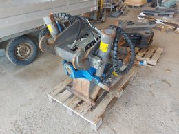 Online auction:  Hydraulický rychloupínák + rotátor
