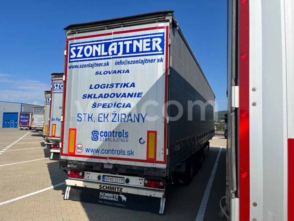 Online aukce: SCHMITZ  CARGOBULL S01