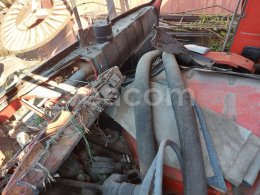 Online aukce:   3x kabina T815