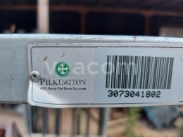 Online aukce:   Pilkington - stojany na okna