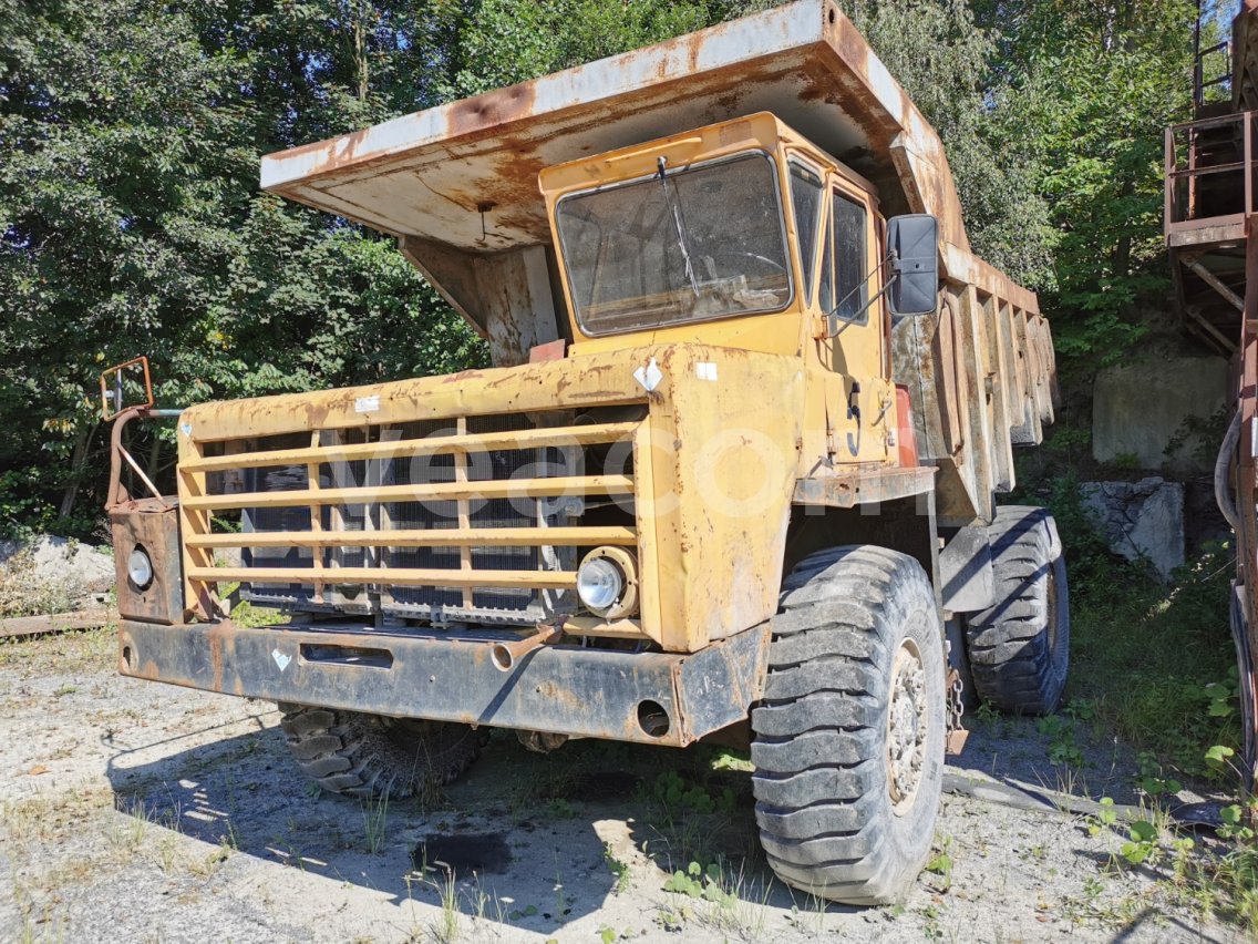 Online aukce:   Belaz 540