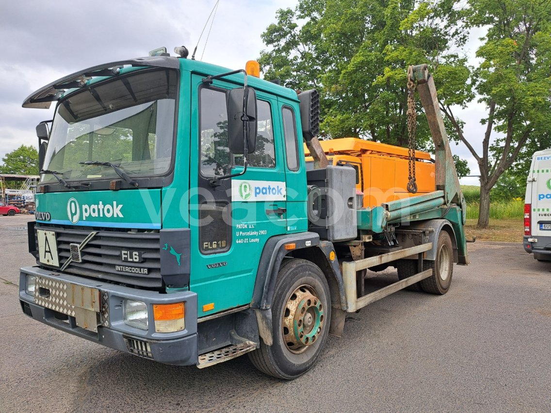 Online auction: VOLVO  FL6 18
