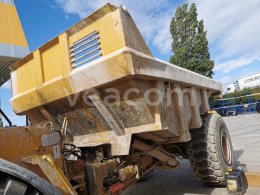 Online auction: CATERPILLAR  D25D