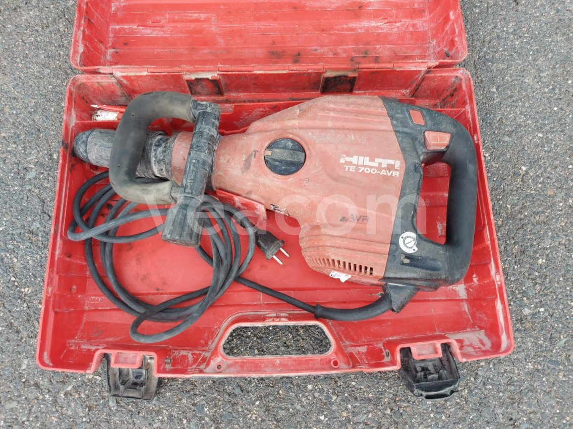 Online auction:   HILTI TE700-AVR