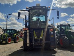 Online aukce: CLAAS  XERION 781