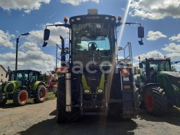 Online auction: CLAAS  XERION 781