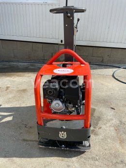 Online árverés:   HUSQVARNA LG300