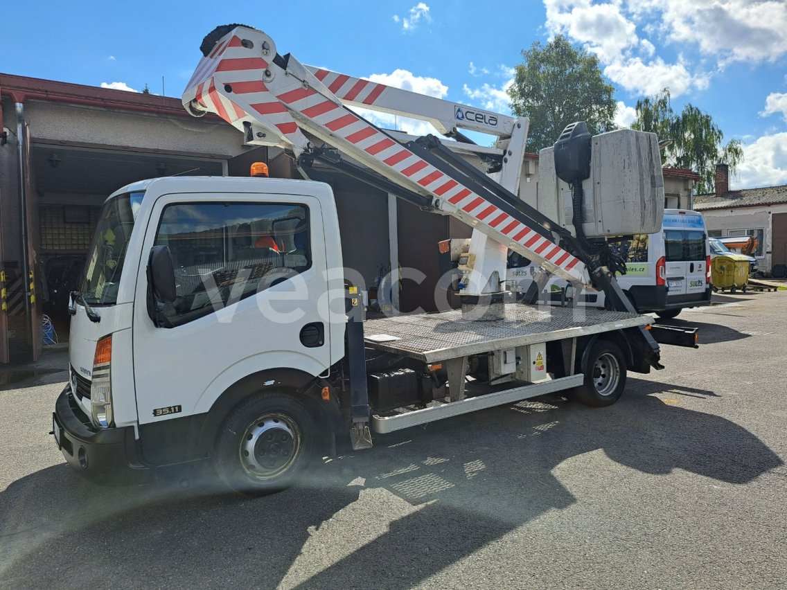 Online auction: NISSAN  CABSTAR