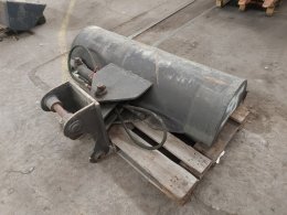 Online árverés:   Svahová lžíce hydraulická 135cm