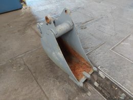 Online árverés:   Podkopová lžíce 40cm