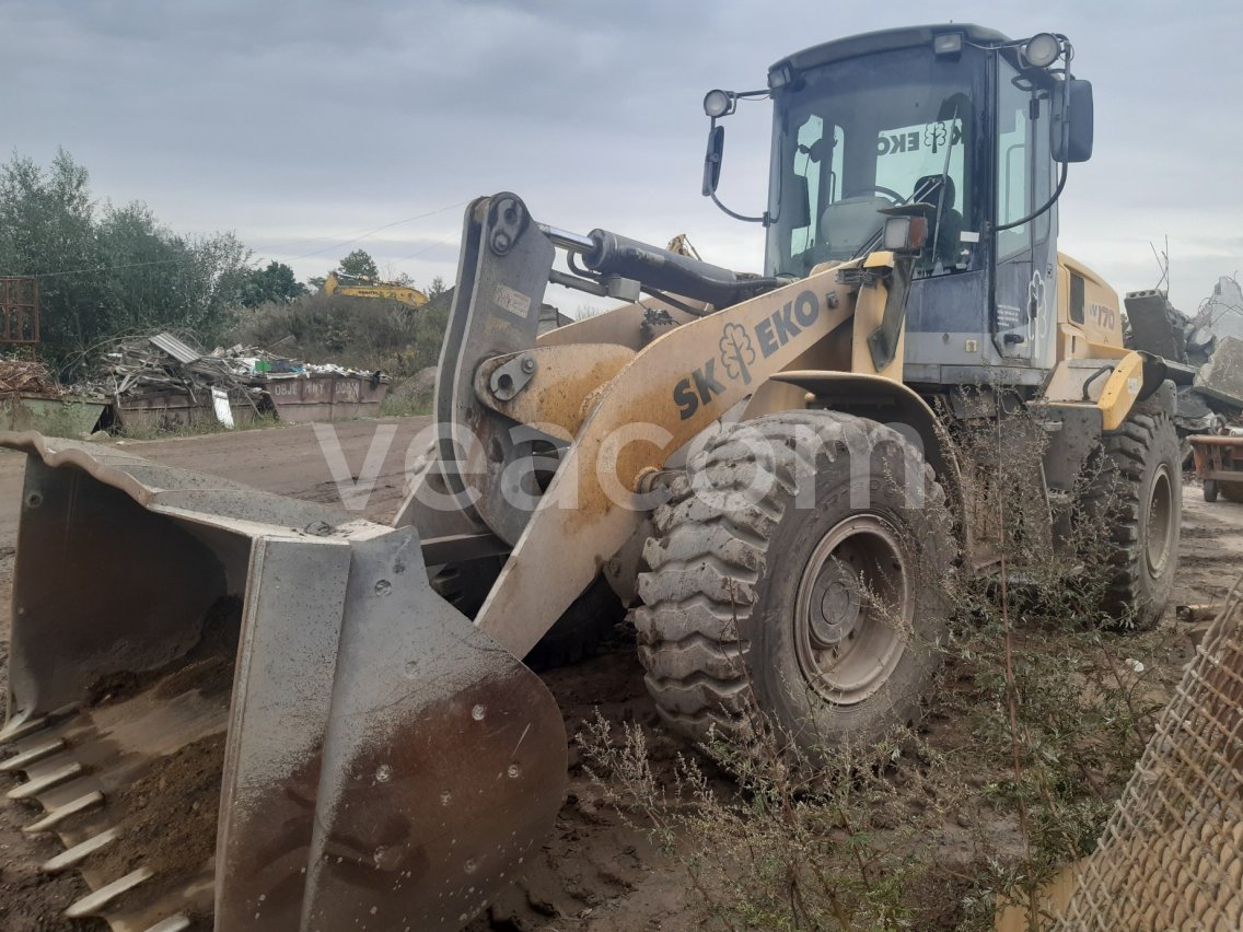 Online auction: NEW HOLLAND  W 171