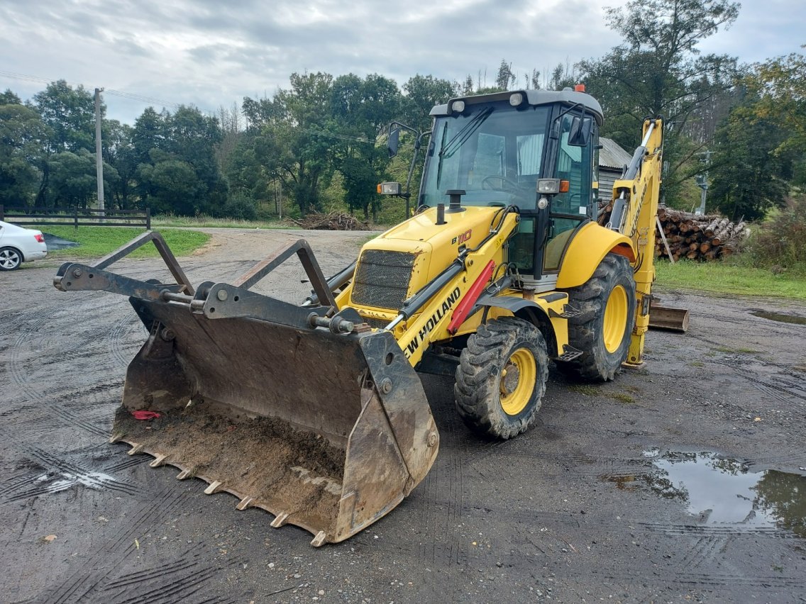 Online auction: NEW HOLLAND  B110