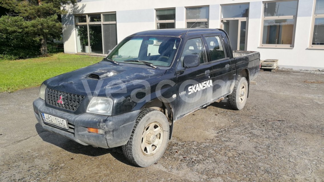 Online aukce: MITSUBISHI  L 200