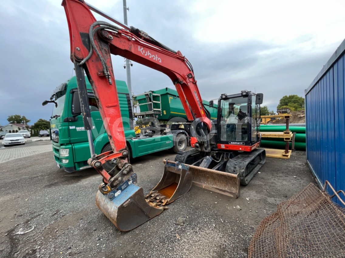 Aukcja internetowa: KUBOTA  KX080-4