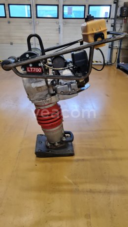 Online aukce: DYNAPAC  LT700