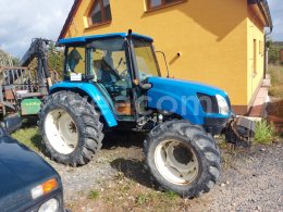 Online aukce: NEW HOLLAND  T 5060 4x4 + FARMA CT 7,0-12