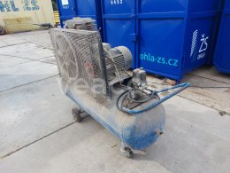 Aukcja internetowa:   ORLÍK PKS 40/300