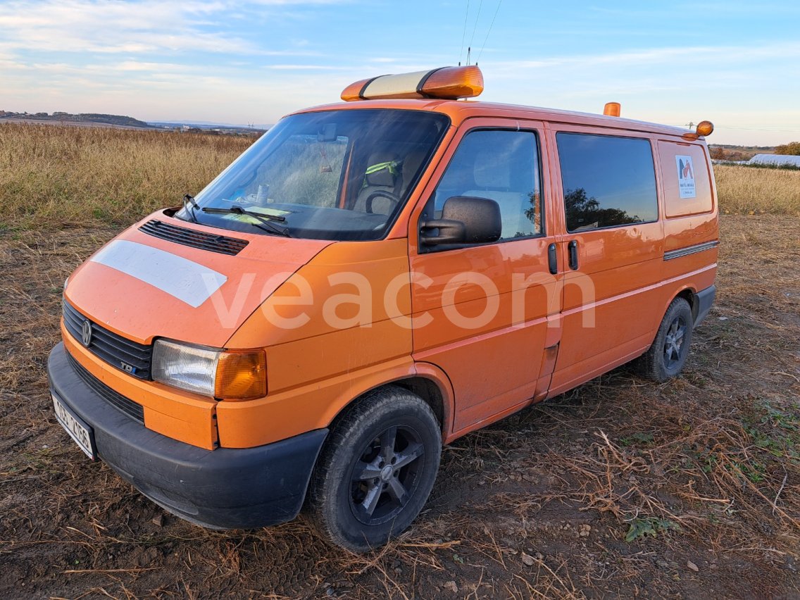 Online auction: VOLKSWAGEN  Transporter