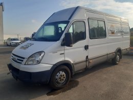 Online aukce: IVECO  DAILY 35 S14