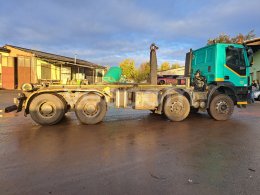 Online auction: IVECO  TRAKKER 450 8X4