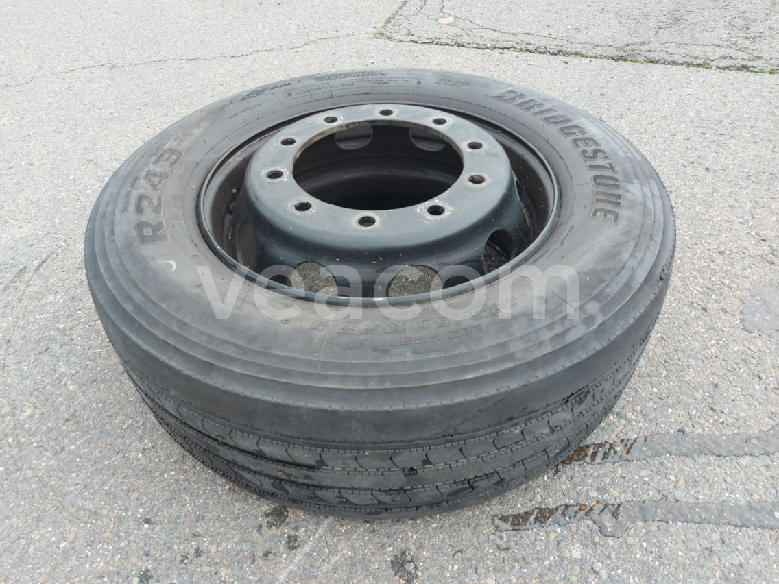 Aukcja internetowa:   Pneu na disku (1ks), BRIDGESTONE 315/60