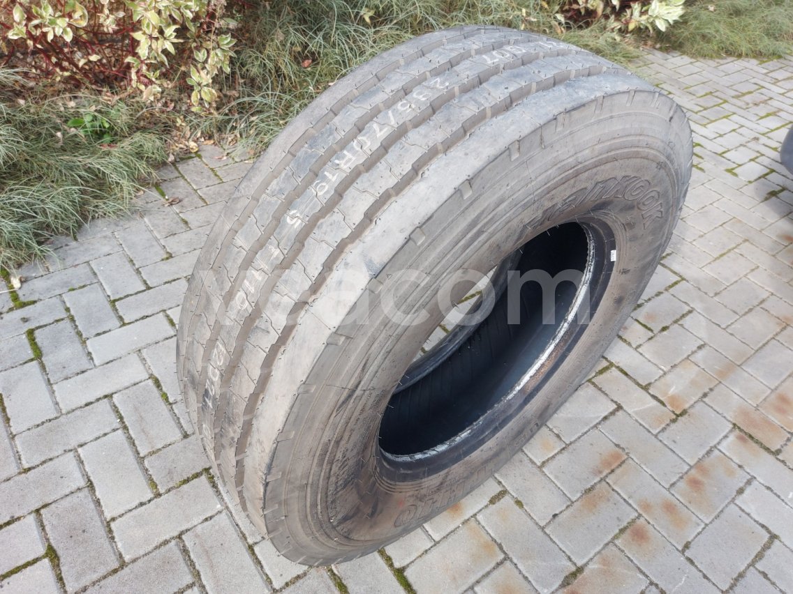 Online auction:   HANKOOK TH10 (1ks)