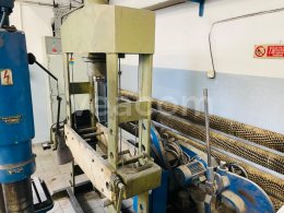 Online auction:   OMCN 160